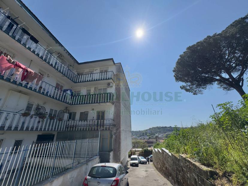 Trilocale in Traversa IV di Via Pisciarelli 46, Pozzuoli