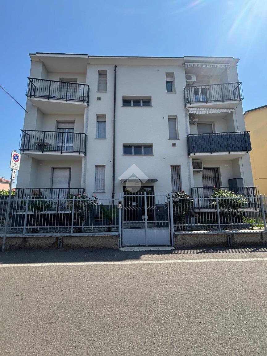 Bilocale in Via Silvio Pellico 27, Vanzago