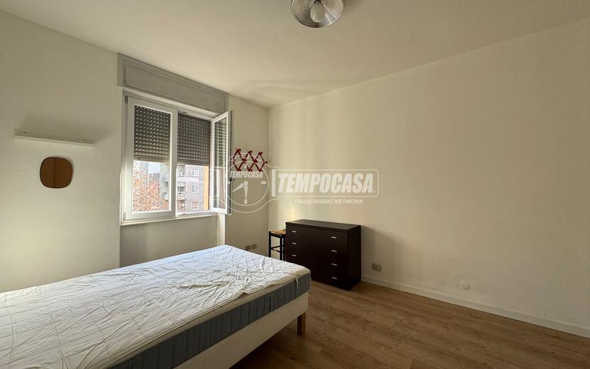 Bilocale in Viale Carlo Troya 14, Milano