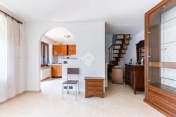 Casa indipendente in Corso Regina Margherita 42, Albiano d'Ivrea