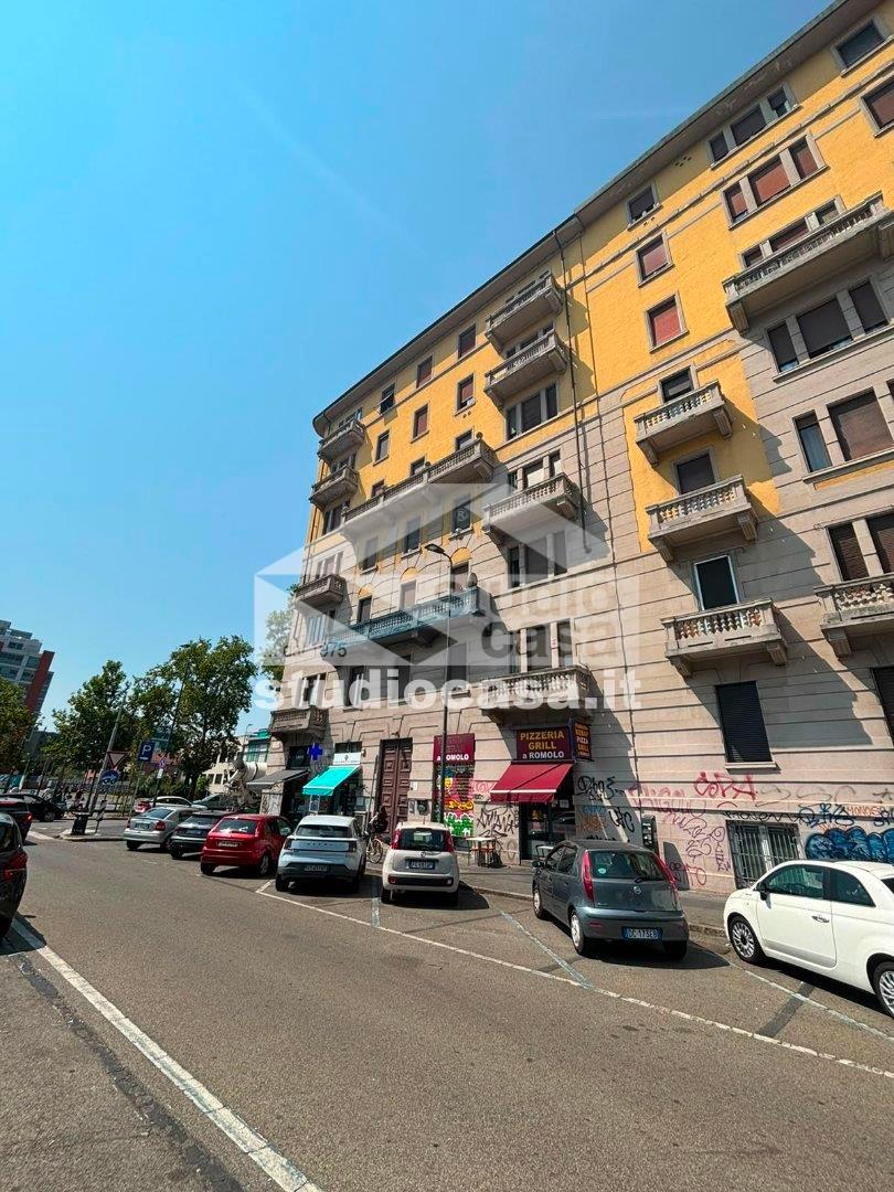 Quadrilocale in Viale Romolo, Milano