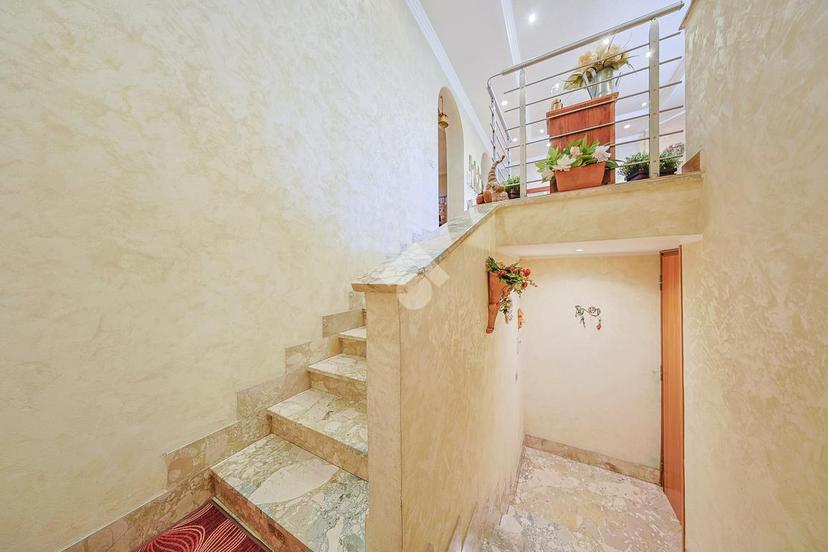 Villa in Via di Valle Santa Maria, Roma