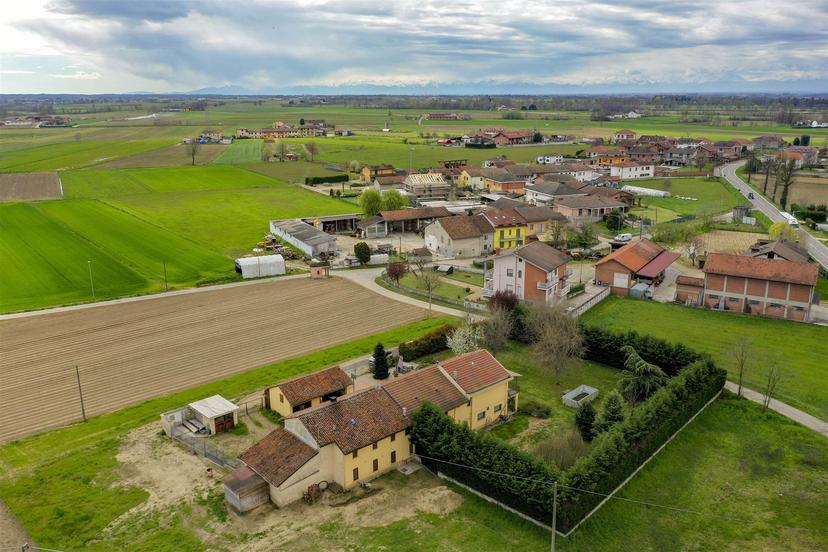 Rustico in Via Poirino, Carmagnola — foto 2 di 5