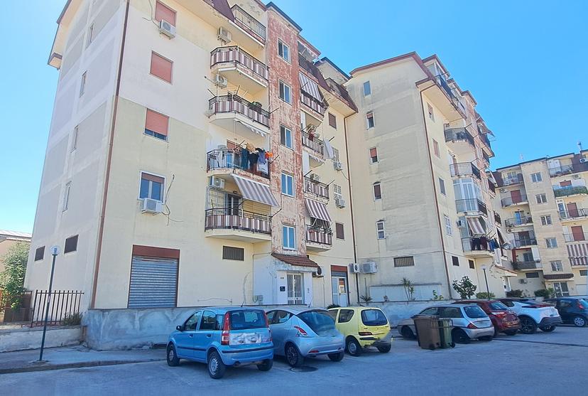Trilocale in Corso Europa S.N.C., Melito di Napoli — foto 4 di 5