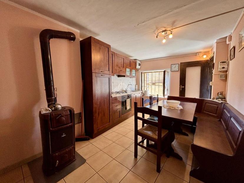 Casa indipendente in Via Guglielmo Marconi 18, Traversella — foto 4 di 5