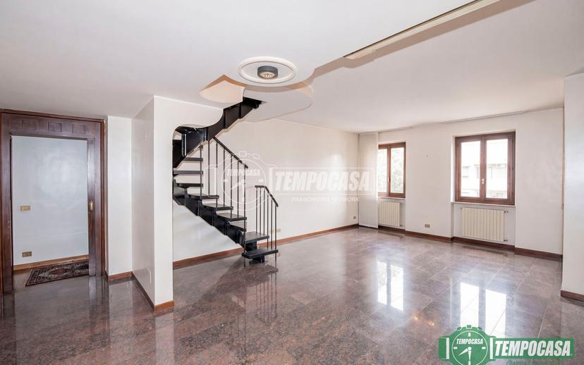Villa in Via Lombardi 29, San Giuliano Milanese