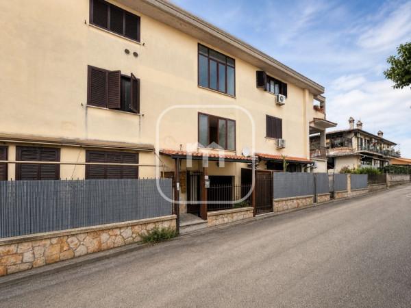 Trilocale in Via 1 Maggio 180, Fonte Nuova — foto 2 di 4