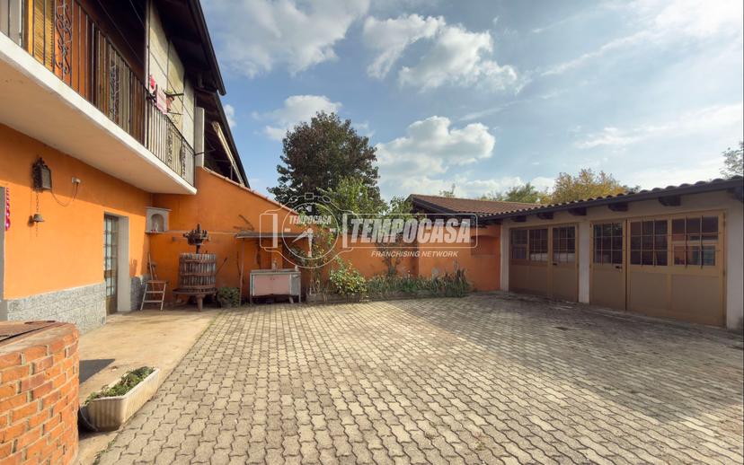 Casa indipendente in Regione Bronzina 17, Orbassano — foto 2 di 5