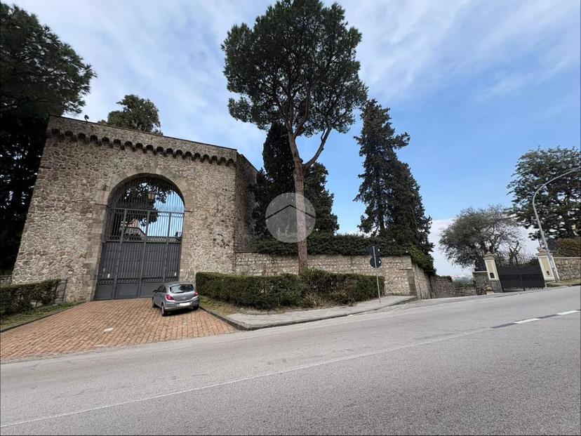 Trilocale in Via Fratte 12, Castellammare di Stabia