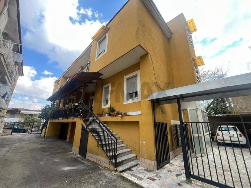 Casa indipendente in Via Nuova Detta Palmentiello 133, Napoli — foto 5 di 5
