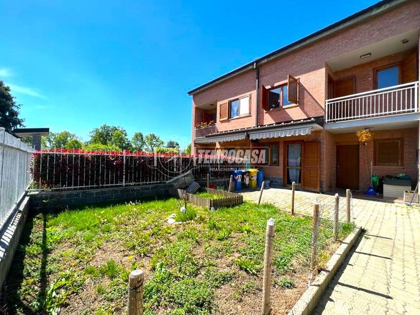 Villa a schiera in Via Italia 30, La Cassa — foto 4 di 5