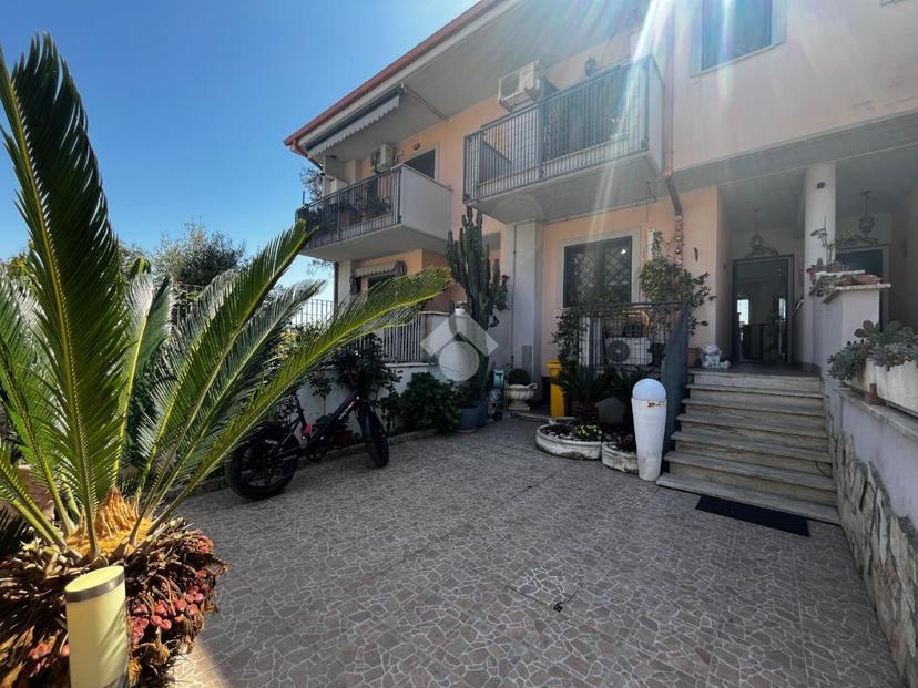 Villa a schiera in Via Capitaneria di Porto 7, Nettuno
