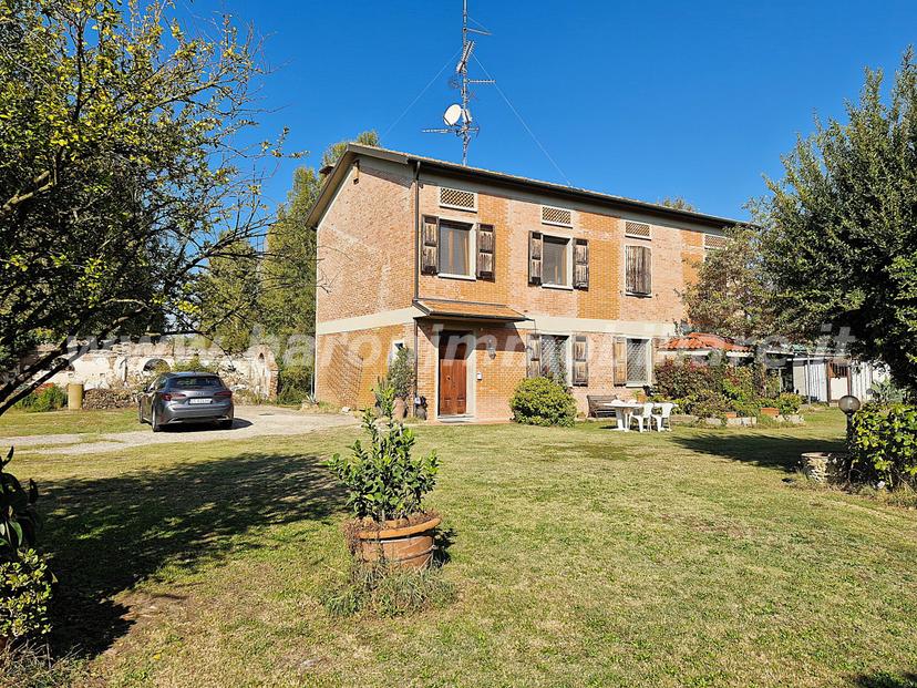 Villa in Via Amedeo Zanini, 11, Anzola dell'Emilia — foto 3 di 5