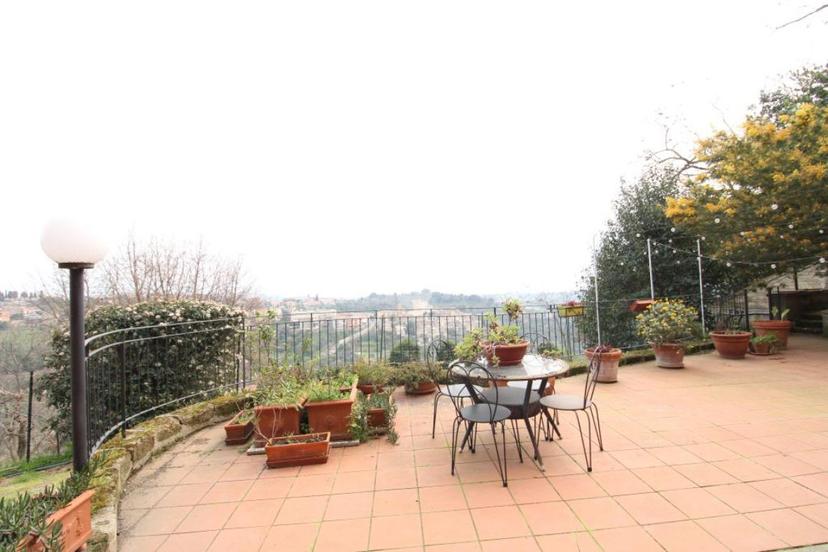 Villa in Via Belvedere 11, Castelnuovo di Porto — foto 2 di 5