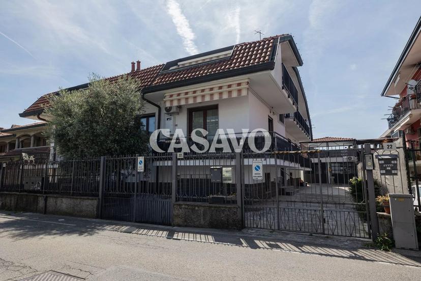 Trilocale in Via Francesco Petrarca 22, Senago — foto 2 di 5