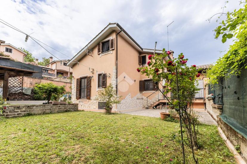 Villa in Via Olmata Tre Cancelli 28, Bracciano — foto 4 di 5