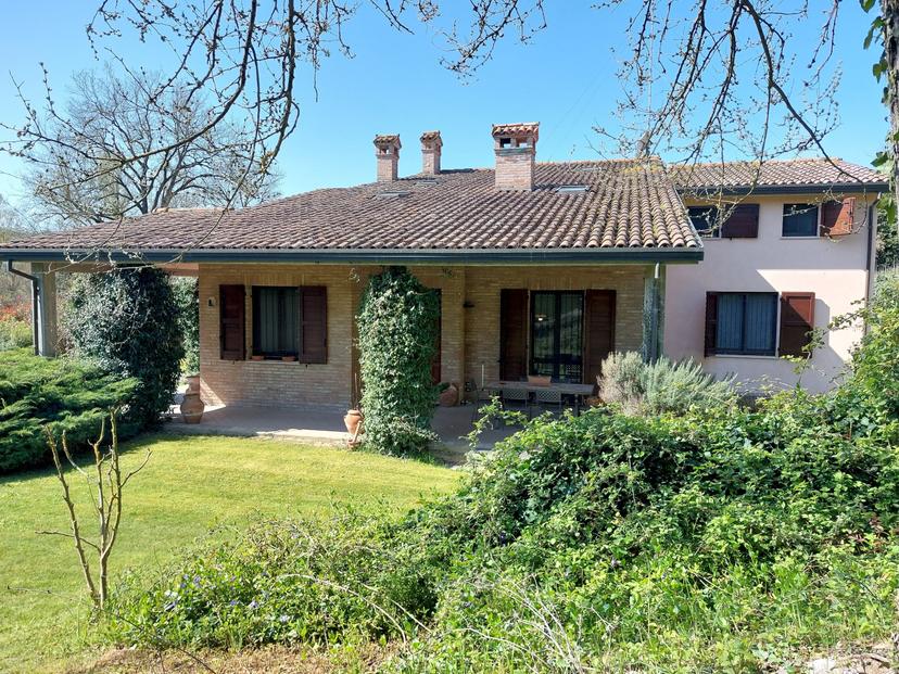 Villa in Via Suore, Imola