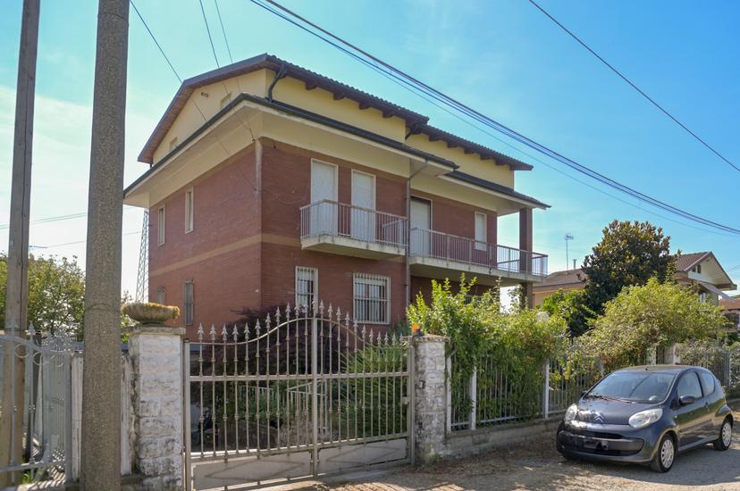 Villa a schiera in Via Settimo 80, Leini — foto 2 di 5