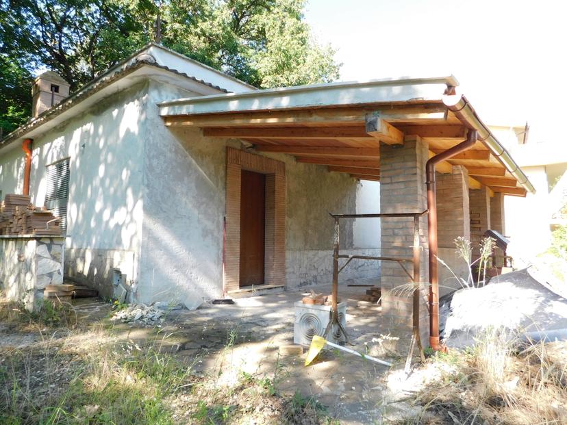 Appartamento in villa in Strada di Pozzo Badino 49, Palombara Sabina