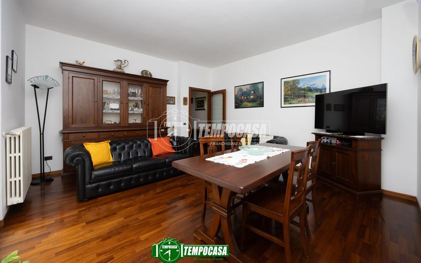 Villa in Via Donatori del Sangue 8, Bellinzago Lombardo — foto 4 di 5