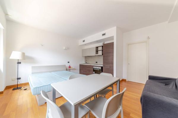 Monolocale in Via Vitruvio 43, Milano