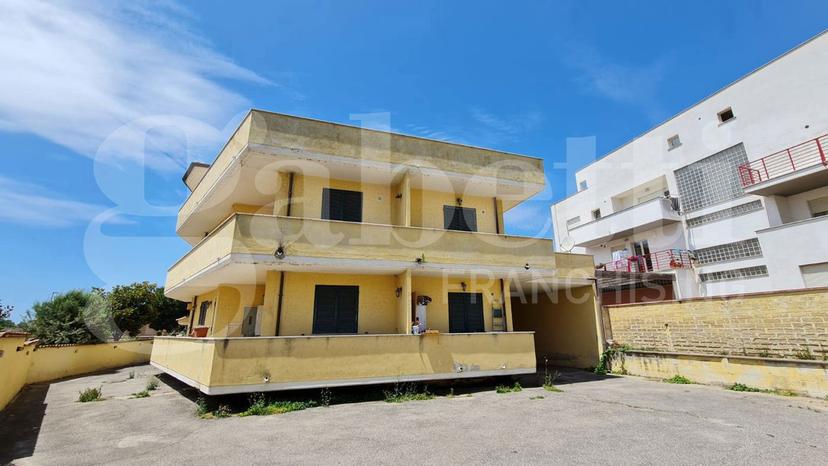 Trilocale in Viale Marino  71, Ardea — foto 3 di 5