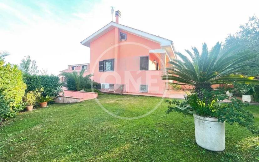 Villa bifamiliare in Via Verona 1, Ardea — foto 4 di 5