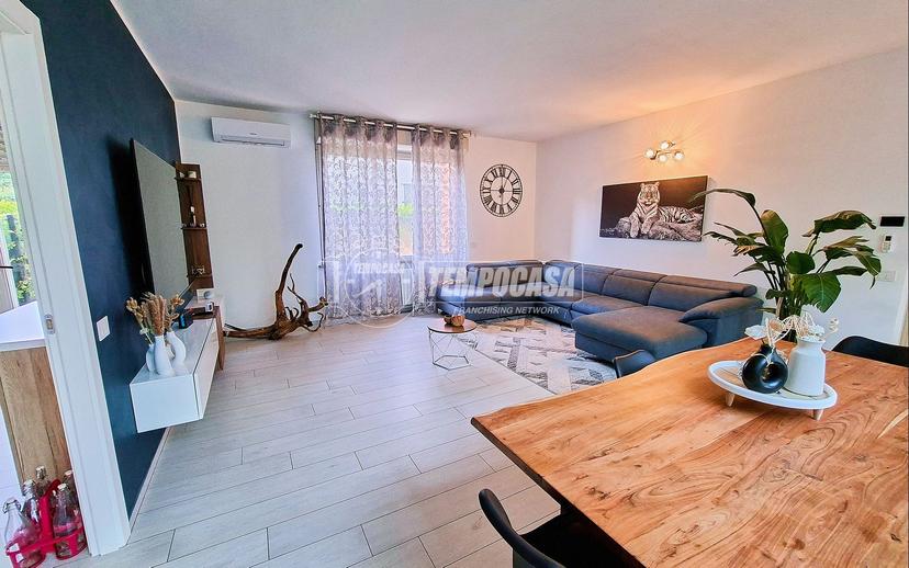 Villa a schiera in Via Dante 44, Cesate — foto 3 di 5