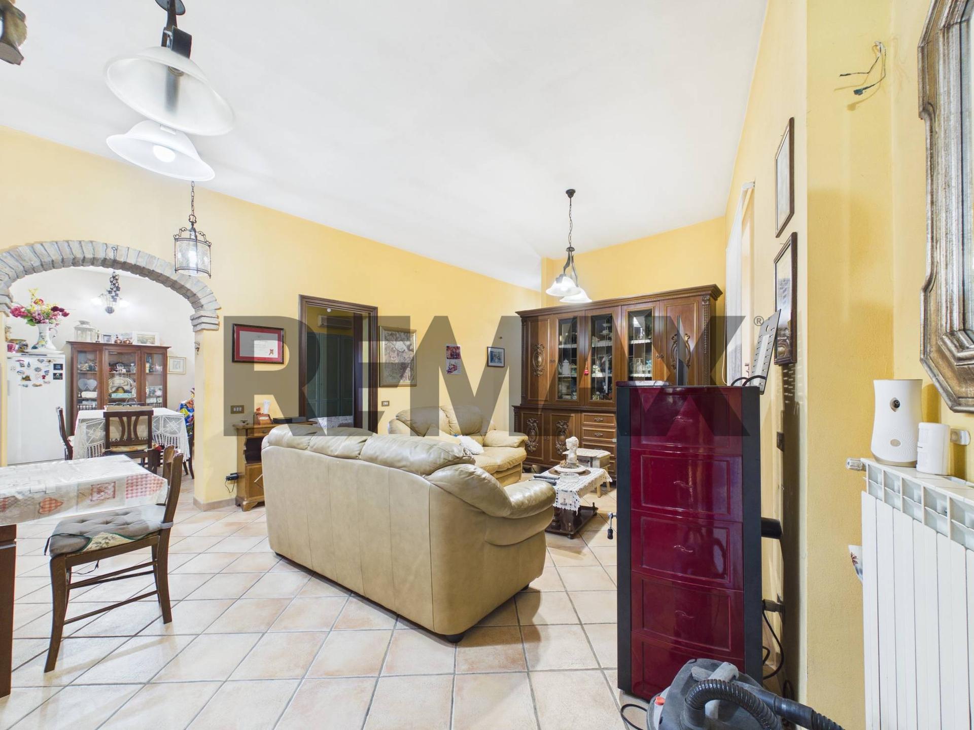 Appartamento in Via Roma 41, Formello