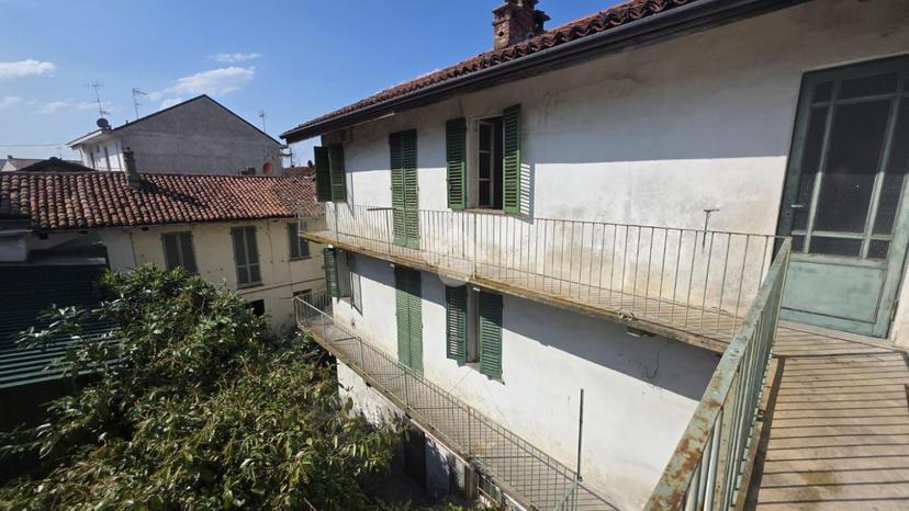 Casa indipendente in Corso Italia 46, Gassino Torinese
