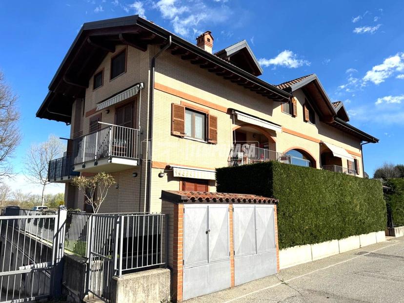 Bilocale in Via Robassomero 20, Druento