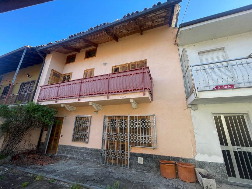 Casa indipendente in Via Santo Stefano , Barone Canavese — foto 2 di 5