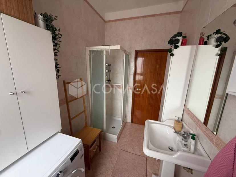 Trilocale in Via Paolo Bovi Campeggi 5 Pal.2, Bologna