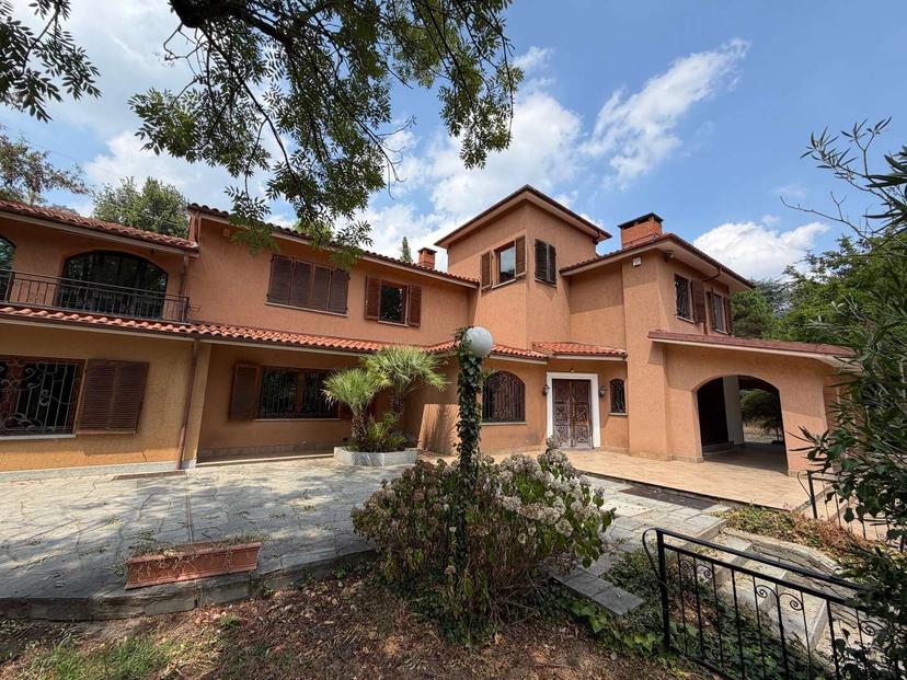 Villa unifamiliare, Roletto