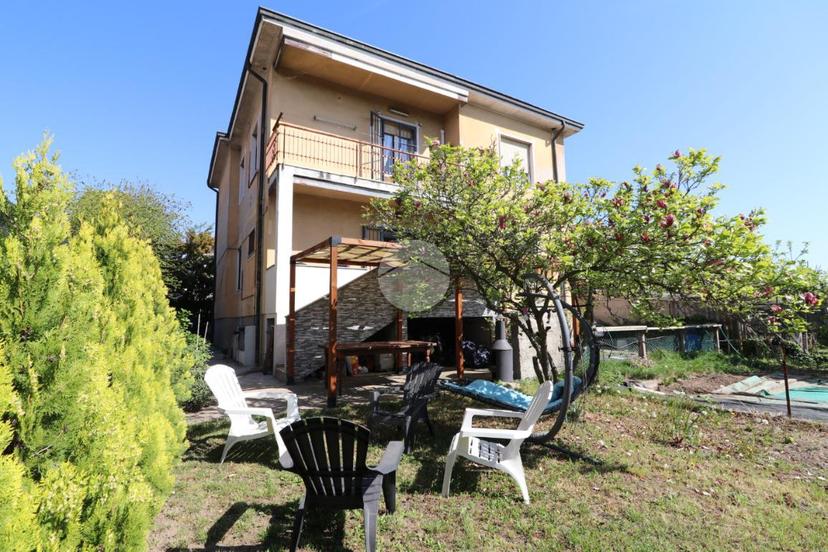 Villa in Via Galileo Ferraris 14, Rho — foto 4 di 5