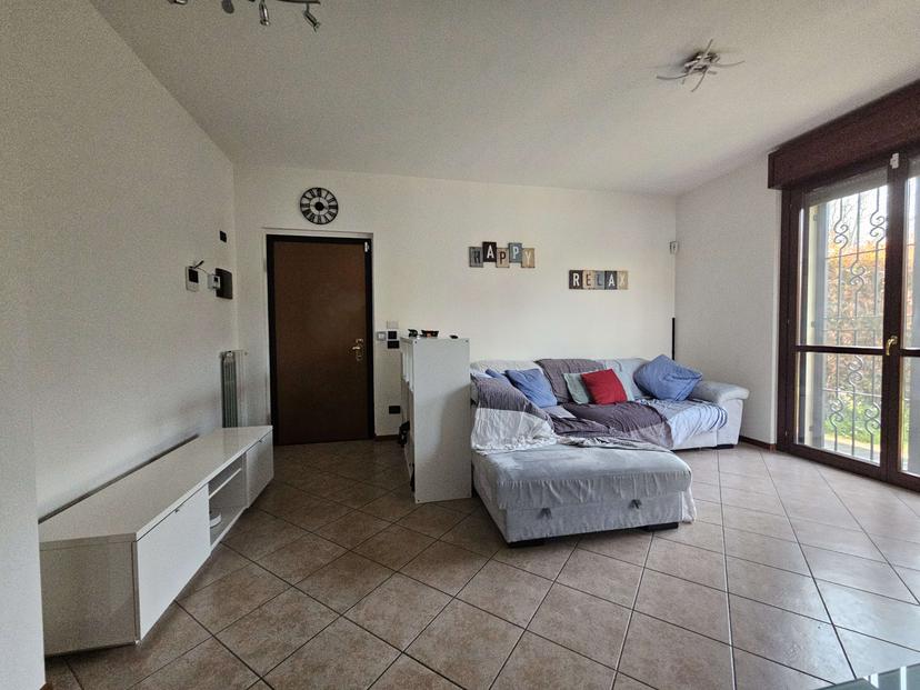Trilocale, Vanzago