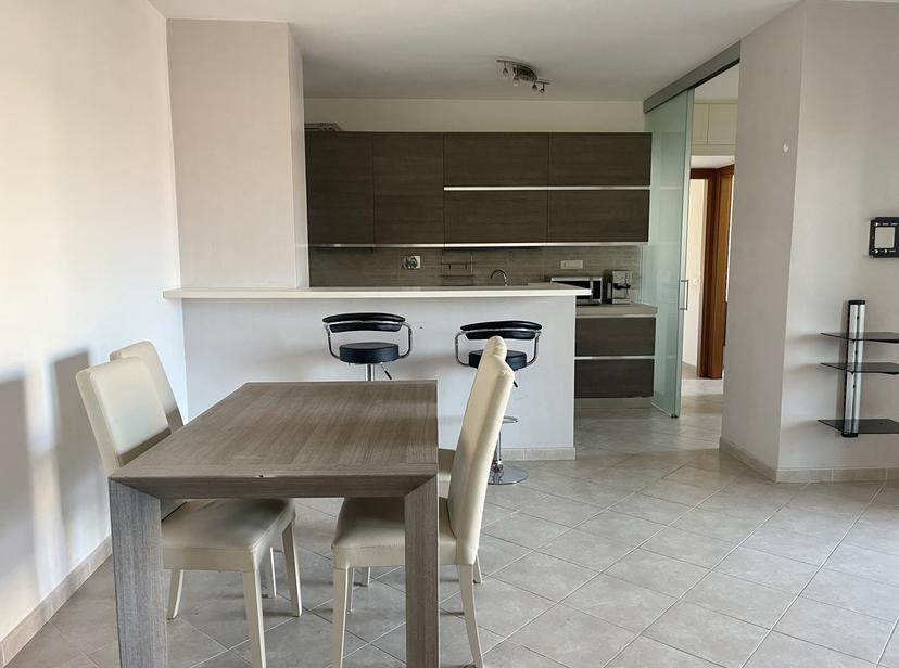 Trilocale in Via Mario del Monaco 42, Roma