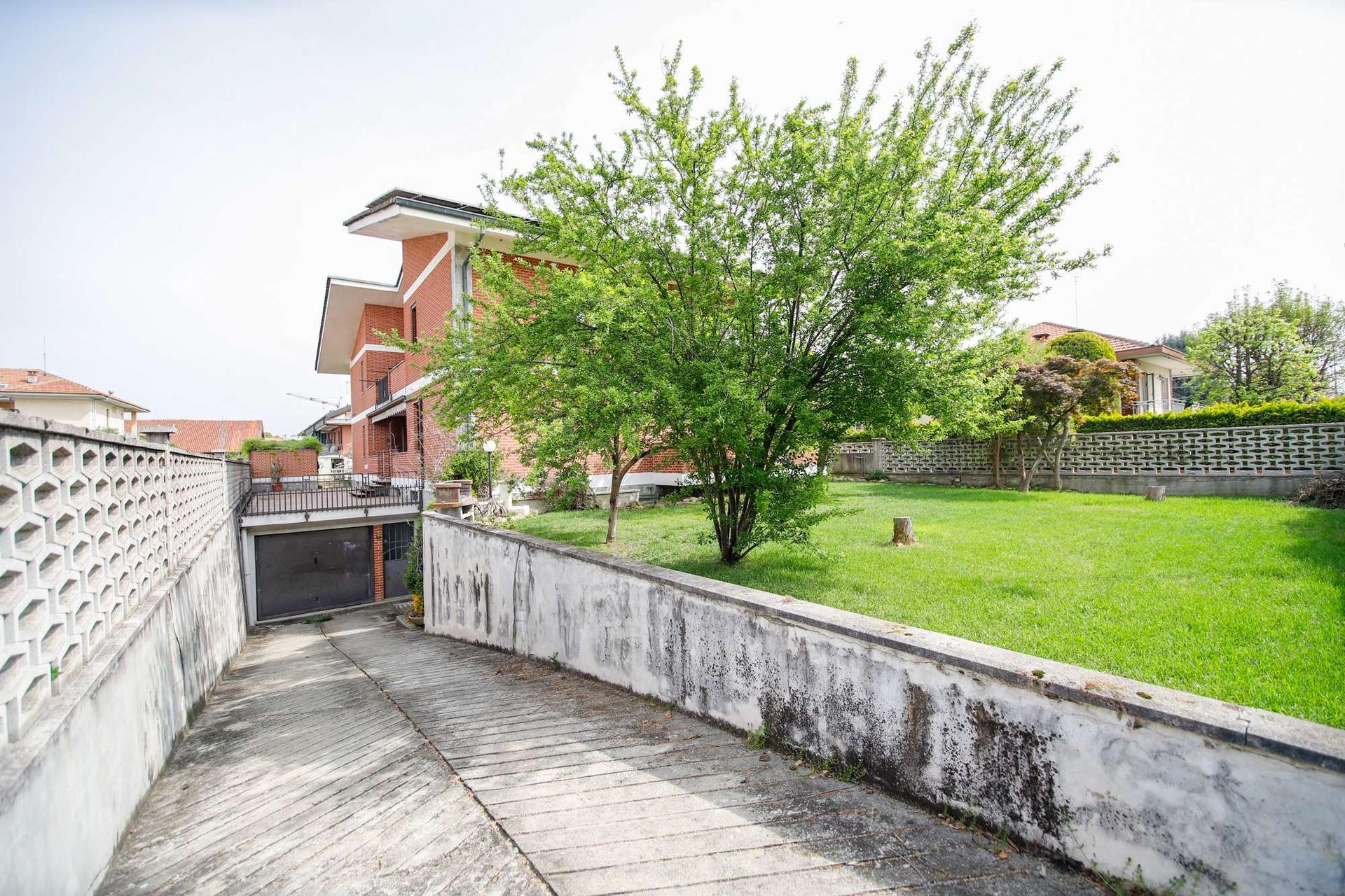 Porzione di villa in Via Gorizia 27, Volpiano