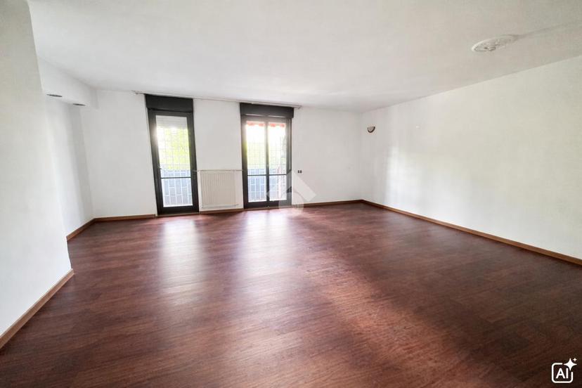 Trilocale in Via F. Turati 25, Binasco — foto 3 di 5