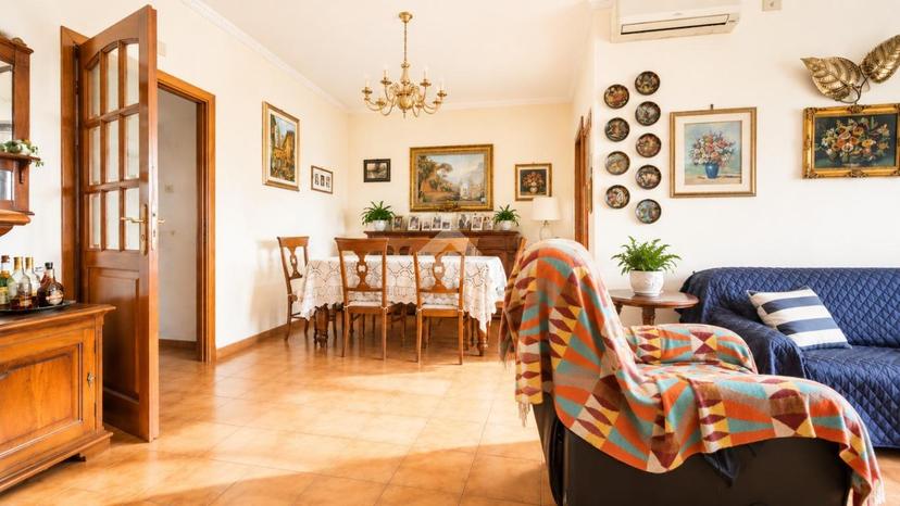 Quadrilocale in Viale Antonio Ciamarra 162, Roma