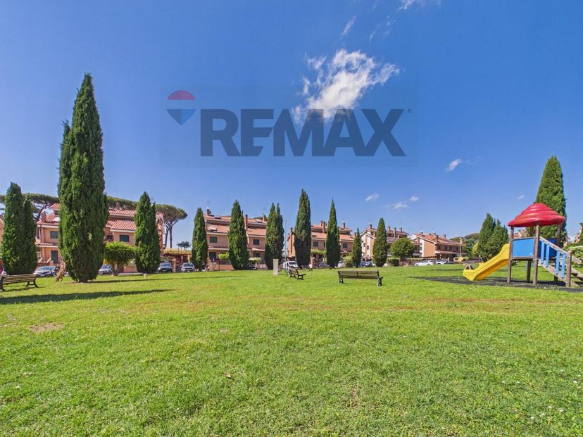 Villa a schiera in Via Silvio Serra 87, Roma