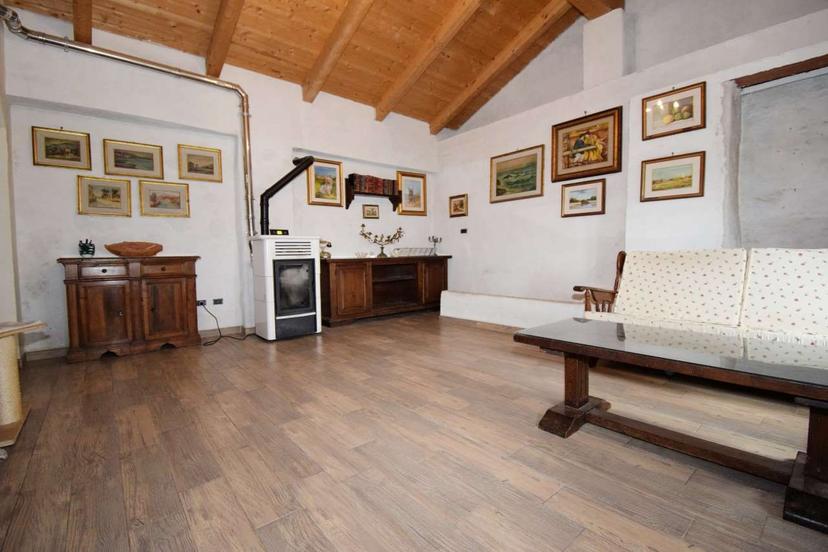 Appartamento in Frazione Zucchea 8, Cavour — foto 3 di 5