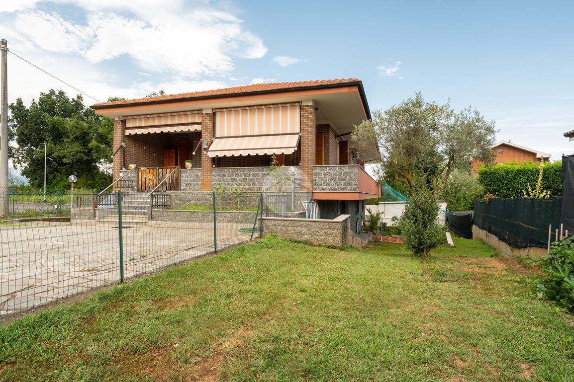Villa in Via Francesco Petrarca 6, San Gillio