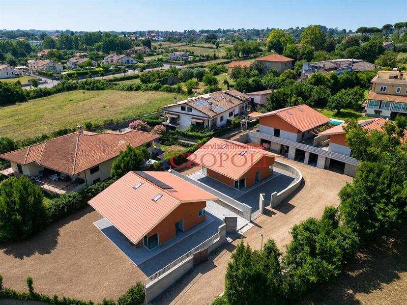 Villa in Via Quarto del Lago, Bracciano — foto 5 di 5