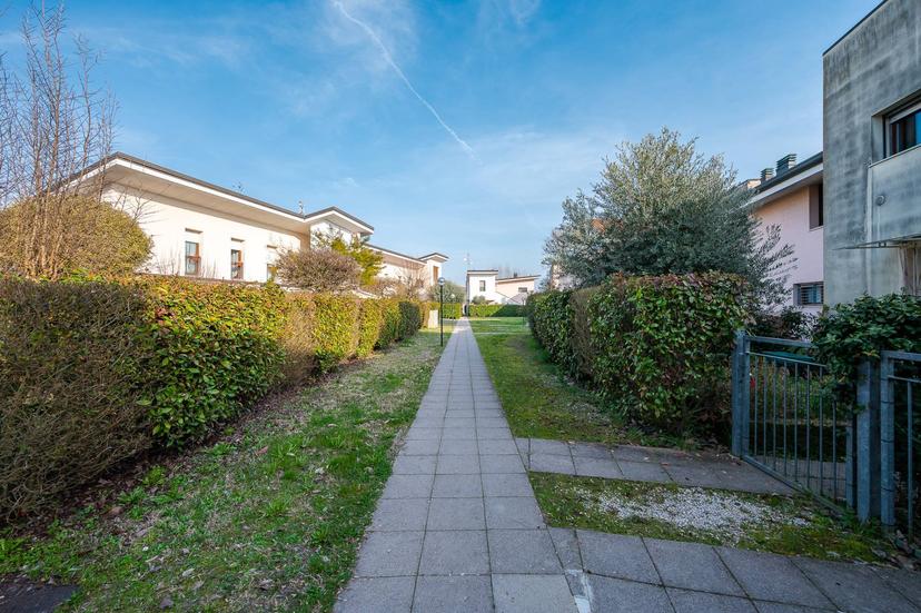 Quadrilocale in Via Don Giuseppe Dossetti 5, Pieve di Cento — foto 2 di 5