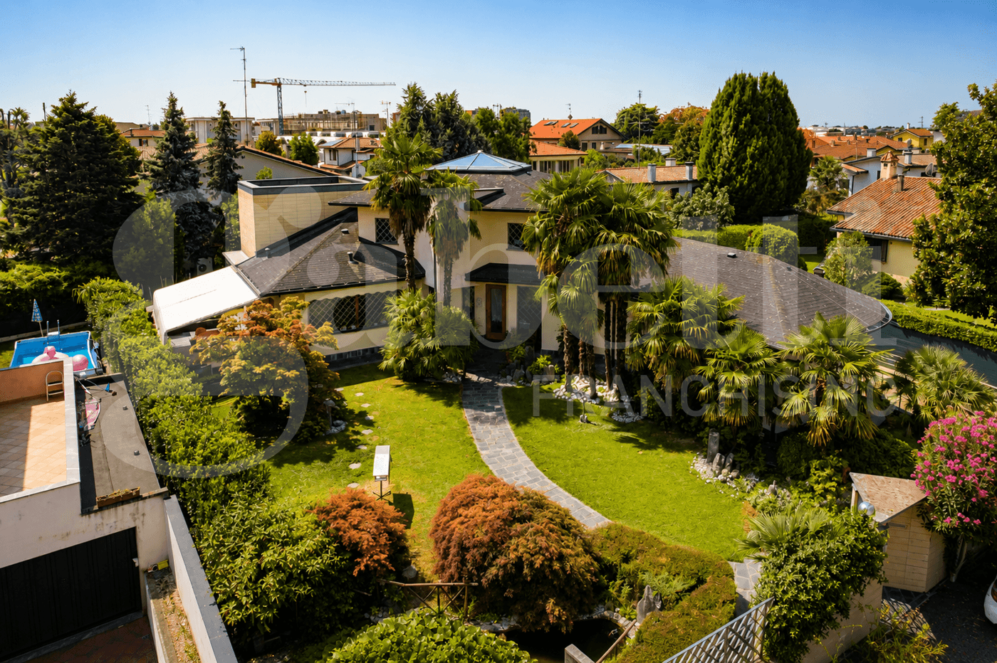 Villa, Trezzano sul Naviglio