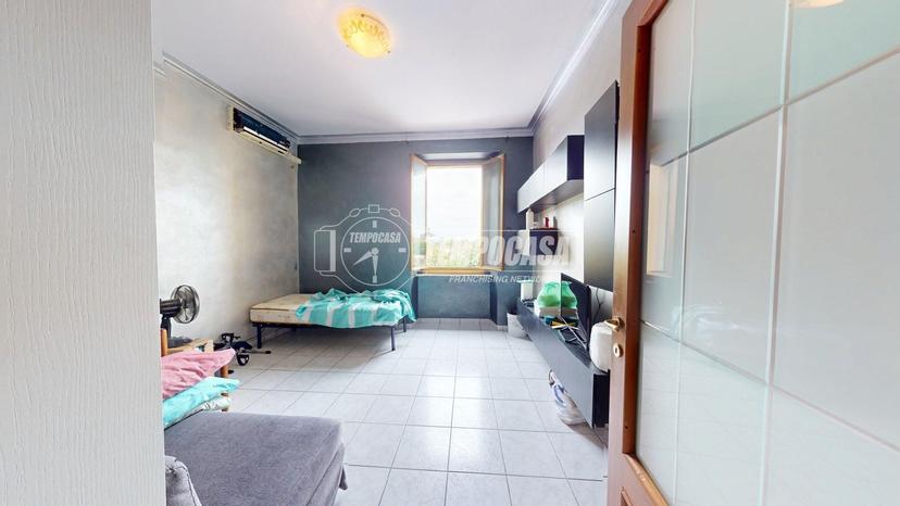 Trilocale in Corso Emilia 31, Torino