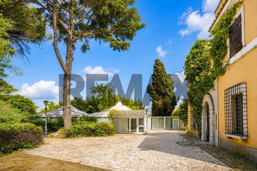 Villa in Via Tiburtina Valeria 254, Guidonia Montecelio — foto 2 di 5