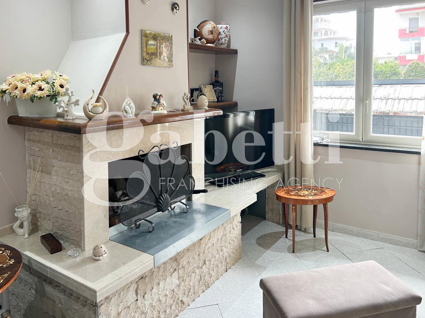 Villa in Viale Giove 23, Giugliano in Campania