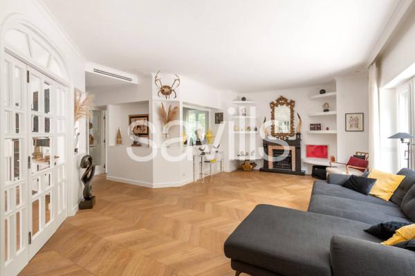 Villa plurifamiliare in Viale delle Terme Deciane, Roma